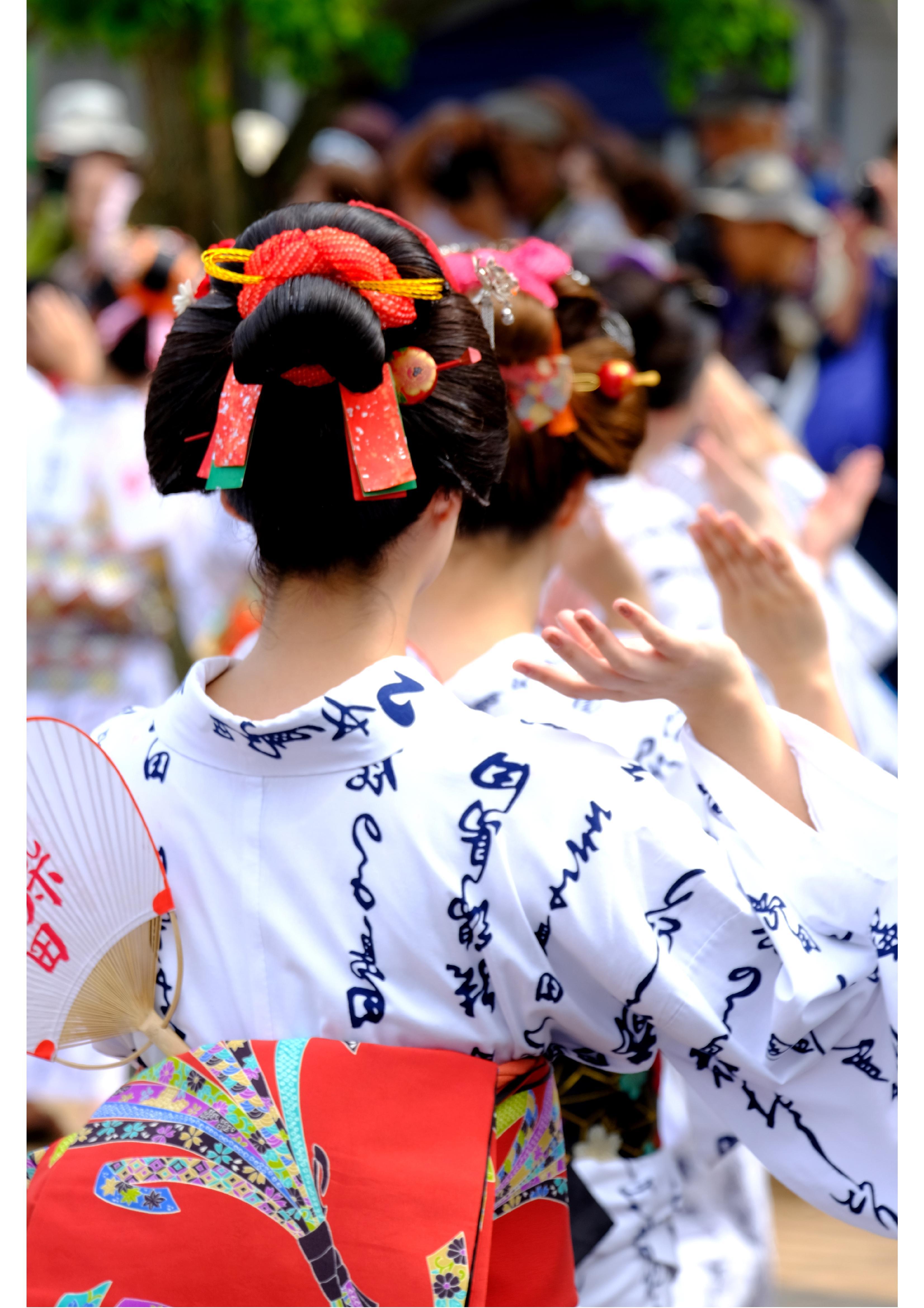 「揃った髷美人」原田隆夫撮影