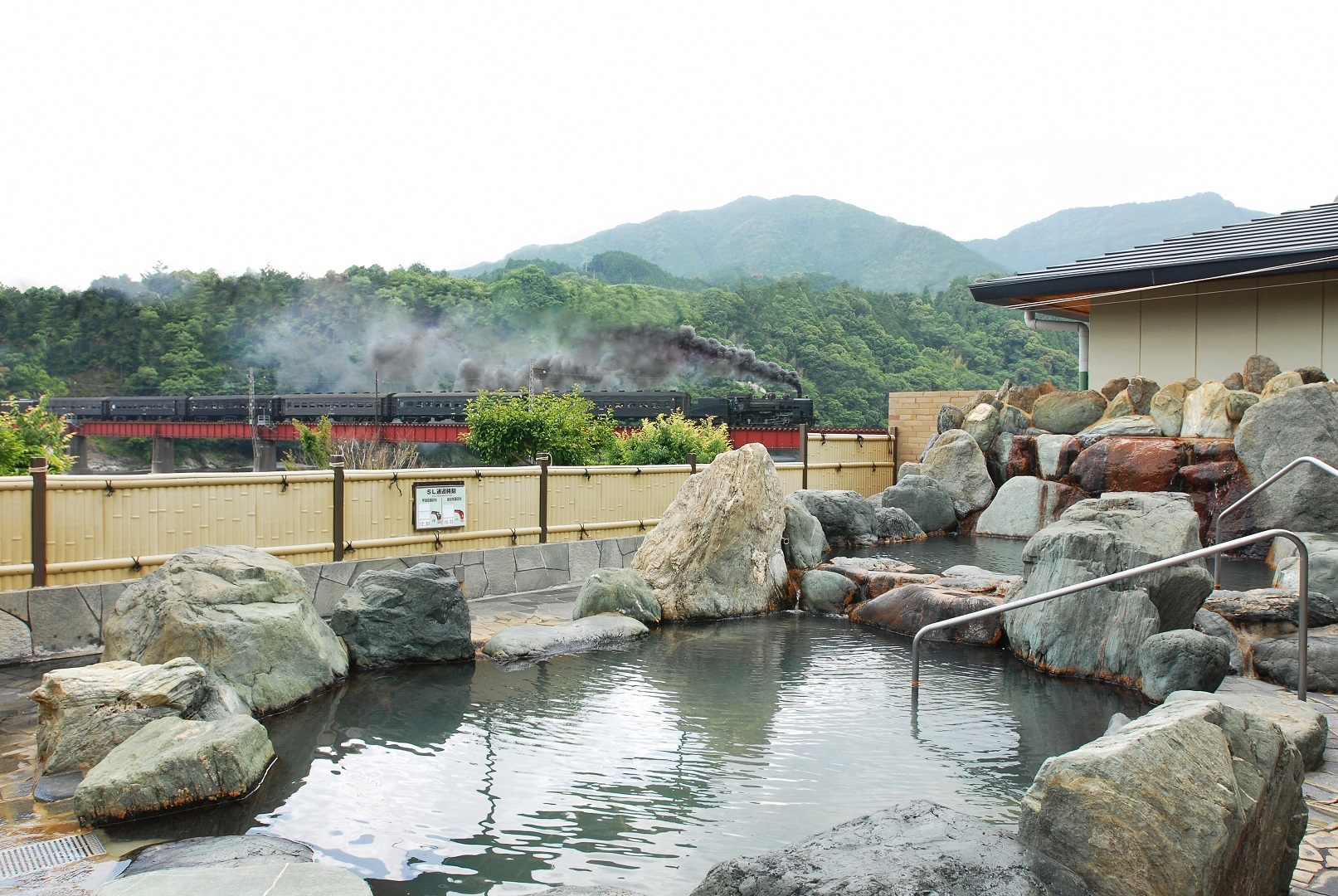 川根温泉露天風呂