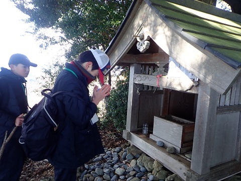 お社にお参り