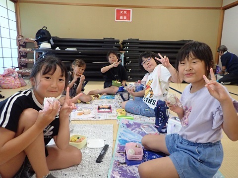 お弁当で交流