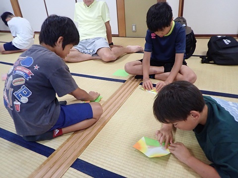 折り紙で交流