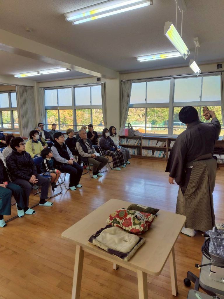 能楽ワークショップ画像