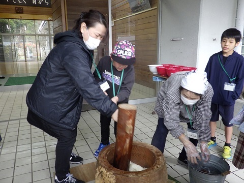 餅つき体験１