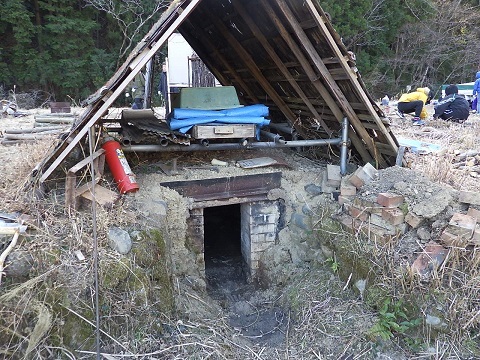 炭焼き窯