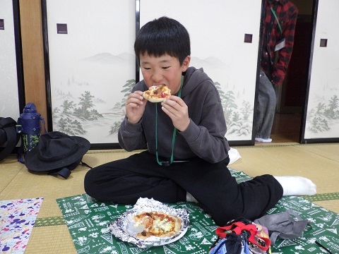 ピザをいただく１